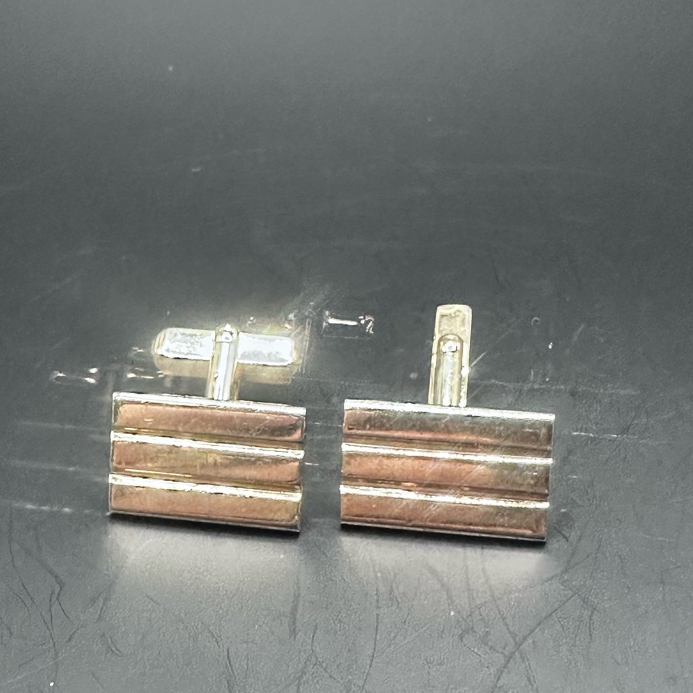 Vintage SWANK Goldtoned Cufflinks
